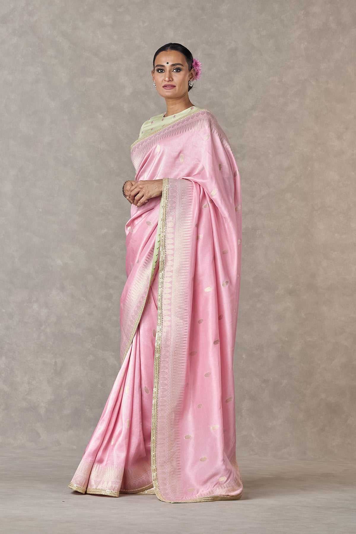 Baby Pink Haath Phool Saree