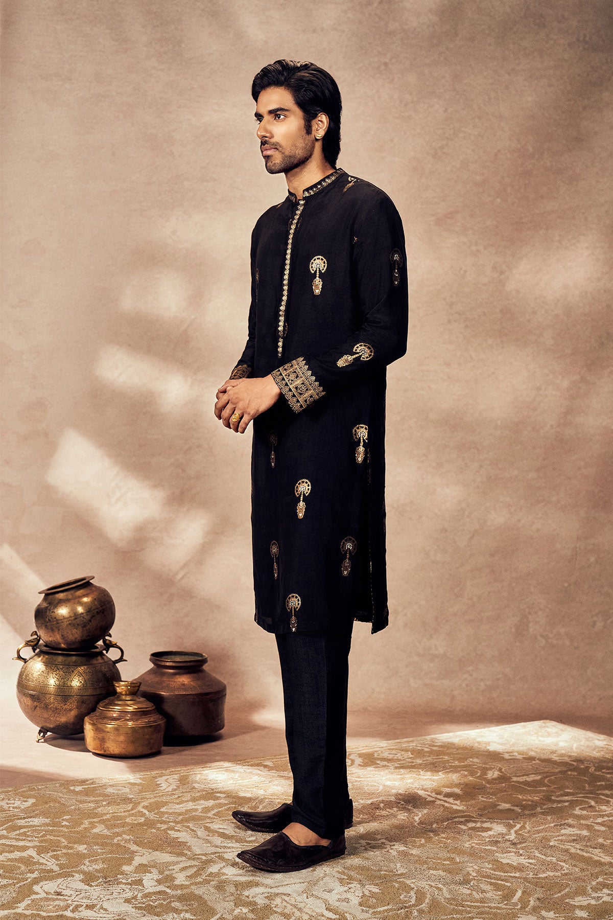 Black Traveller's Palm Jacquard Kurta